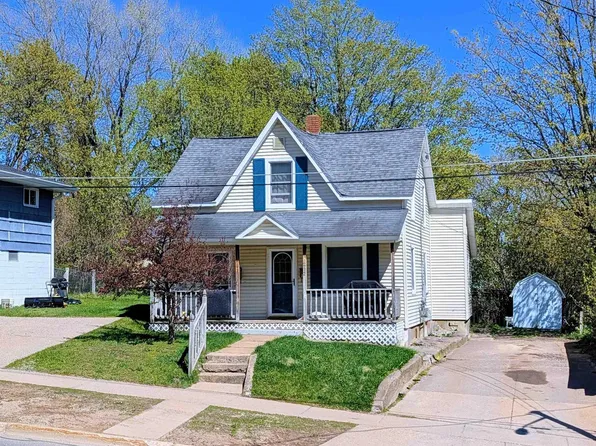 212 N 7th St, Marquette, MI 49855