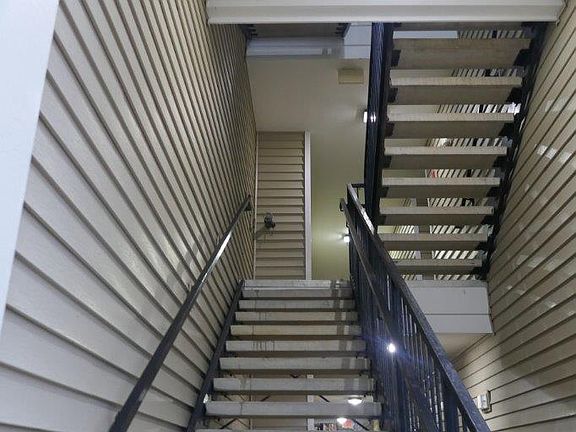 4th image of 19623 Galway Bay Cir APT 401