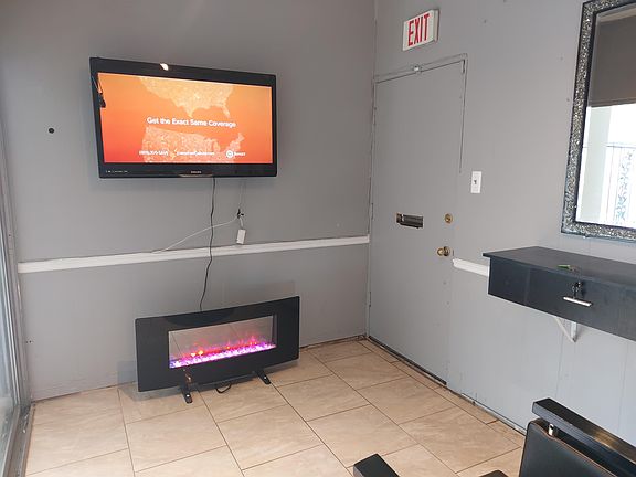5th image of 6050 W Florissant Ave Floor 1