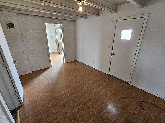 3rd image of 107 Smith Gage Rd