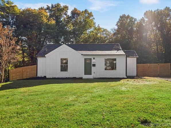 3419 Manchester Dr, Charlotte, NC 28217