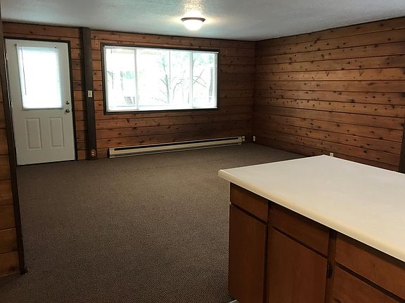 4th image of 21522 Marine Dr Unit A