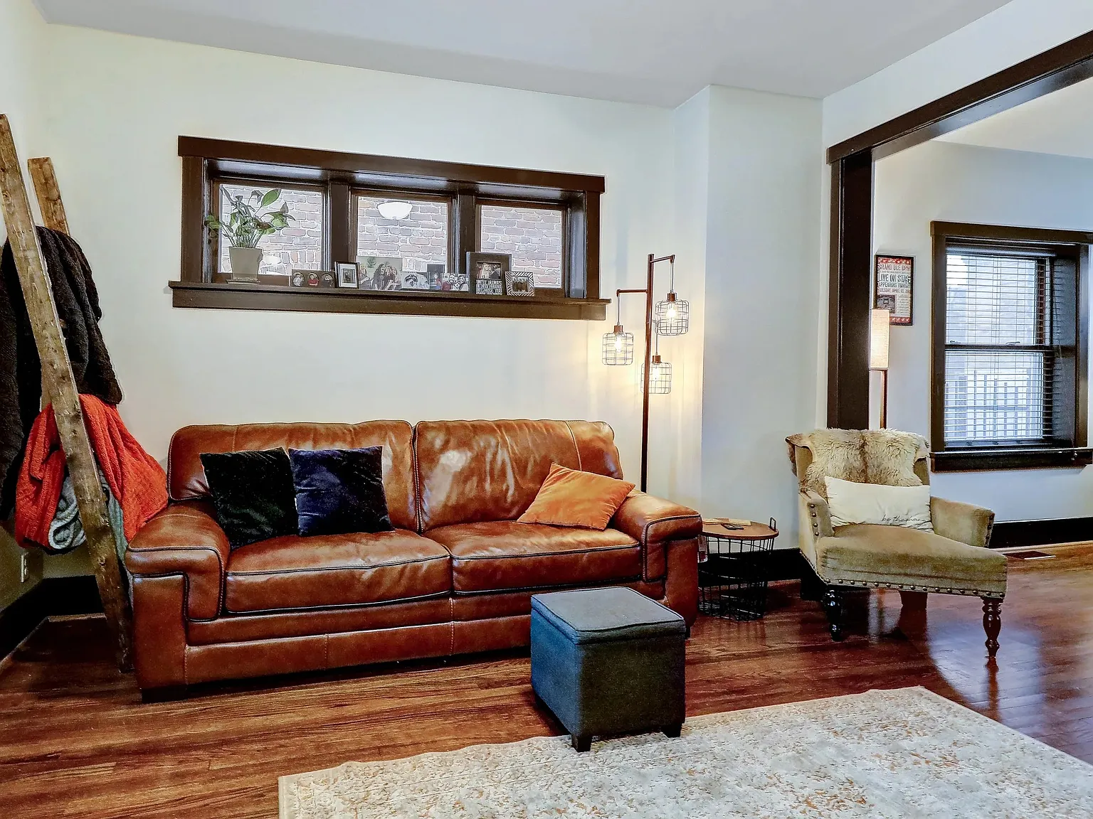4 bed, 1420 sqft, $2,100 — Photo 3