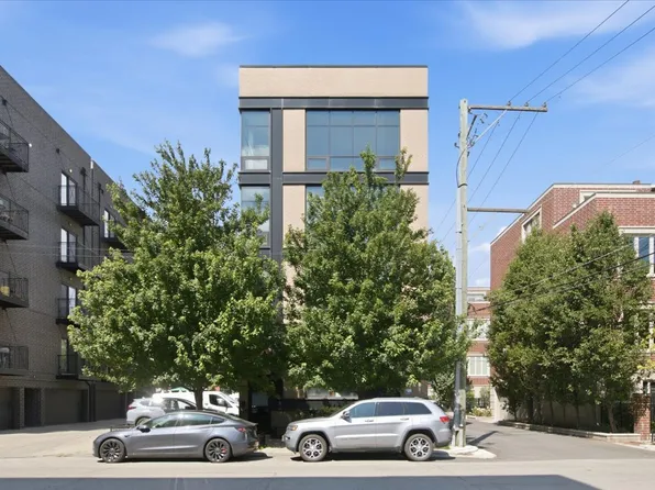 650 N Green St #4, Chicago, IL 60642