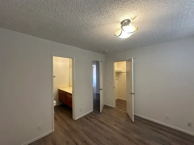 1061 Raymond Ave #302 — Photo 5