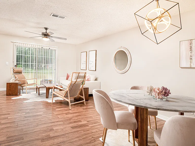 Southwind — Photo 2
