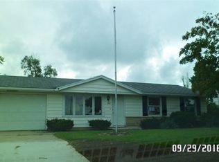 1227 Green Rd, New Haven, IN 46774