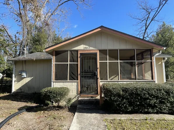 1911 Park Ave S, Tifton, GA 31794