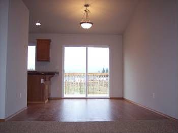 5th image of 5709 120th Pl NE