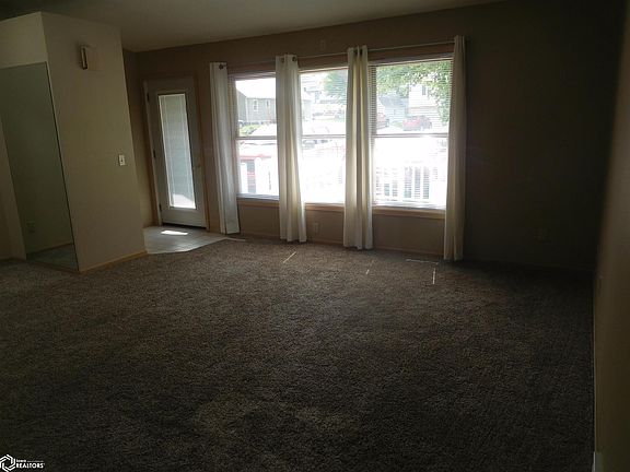 4th image of 440 N 5th St