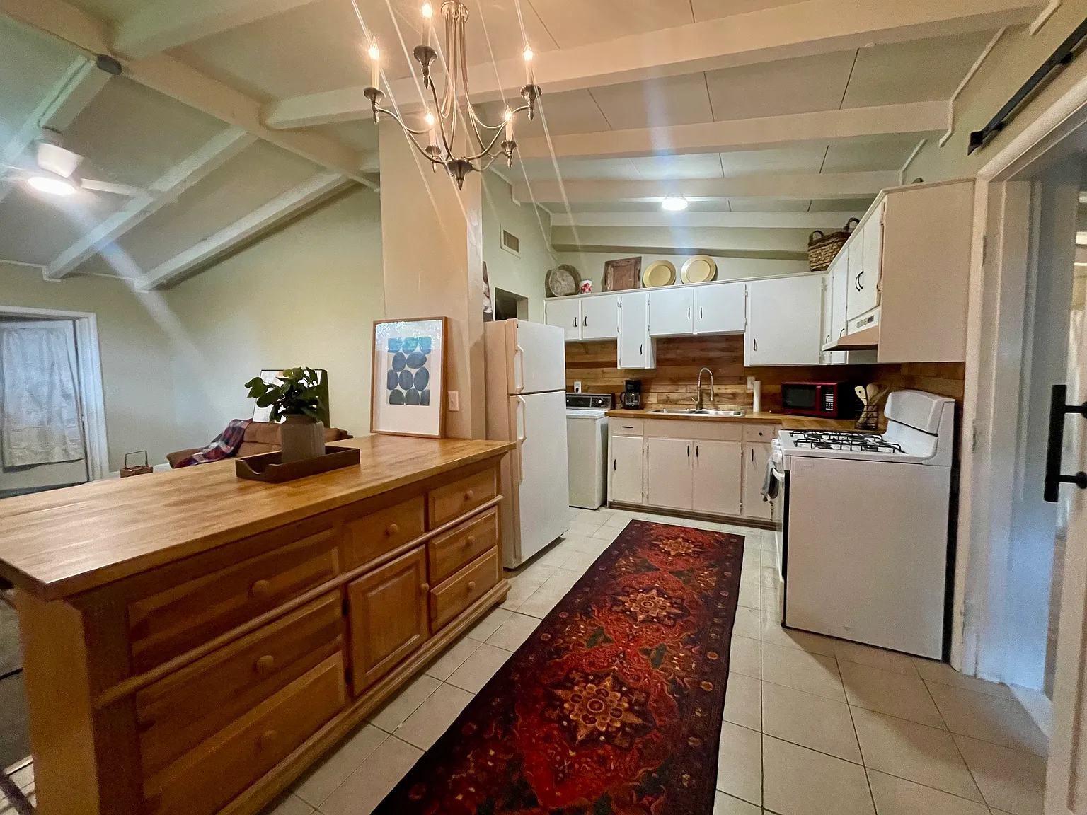 4536 Timothy St — Photo 3