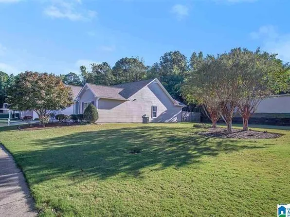 123 Saint Charles Dr, Helena, AL 35080