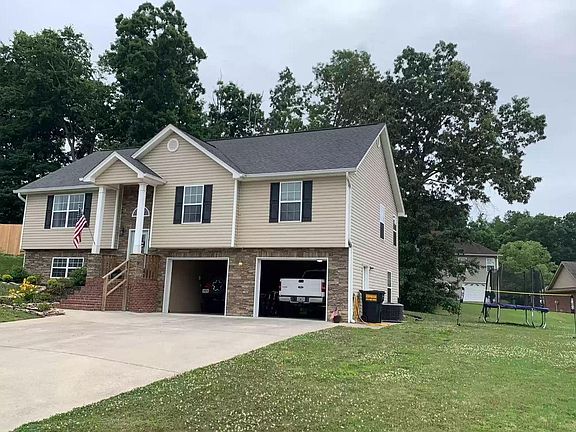 2nd image of 167 Willowbrook Dr