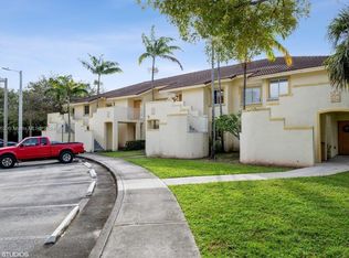 6220 SW 47th Ct APT 203, Davie, FL 33314