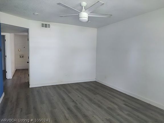 5th image of 805 Faye Ave