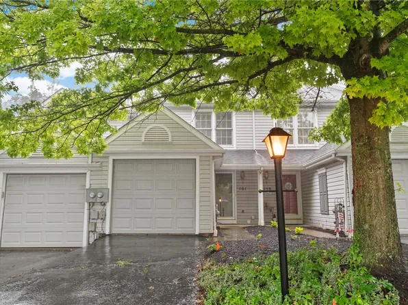 161 Westbrooke Ln, Coraopolis, PA 15108