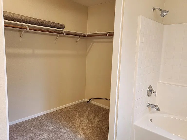 1435 Honey Locust Ave — Photo 19