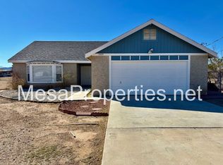15609 Manzanita St, Hesperia, CA 92345