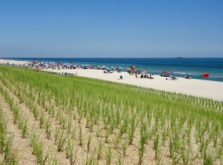 438 Route 35 N APT 4304, Mantoloking, NJ 08738