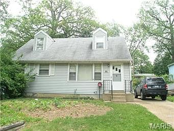 1st image of 2896 Poe Ave