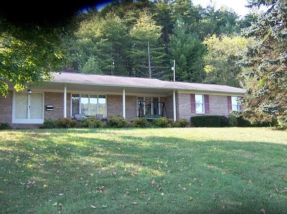 1st image of 291 Circle Dr