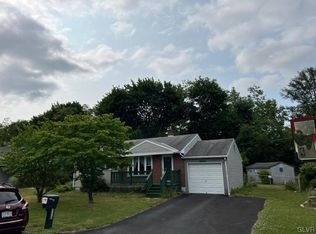 4320 Emerick Ter, Easton, PA 18045