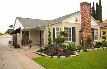 1st image of 2418 Loma Vista St