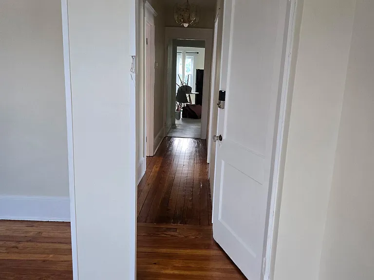 51 William St — Photo 3