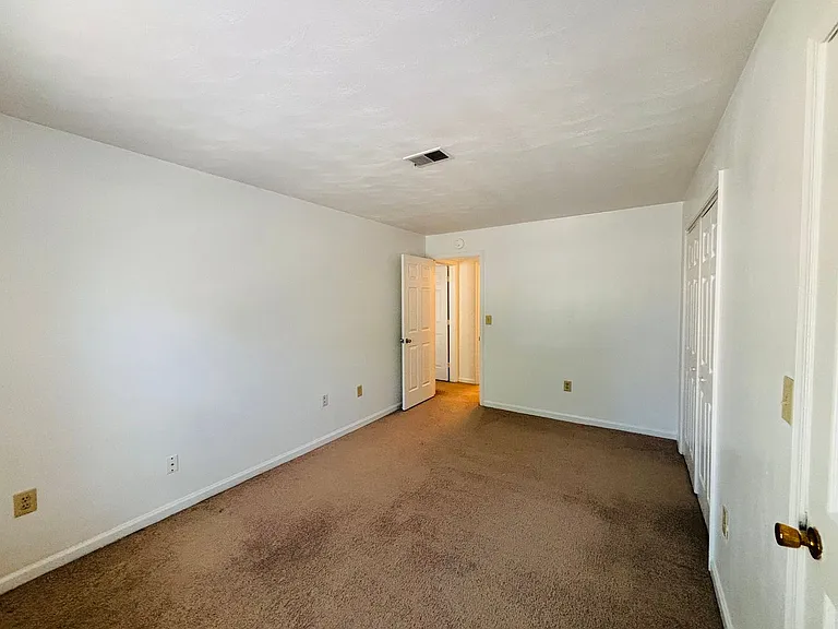 108 Chowning Pl — Photo 11