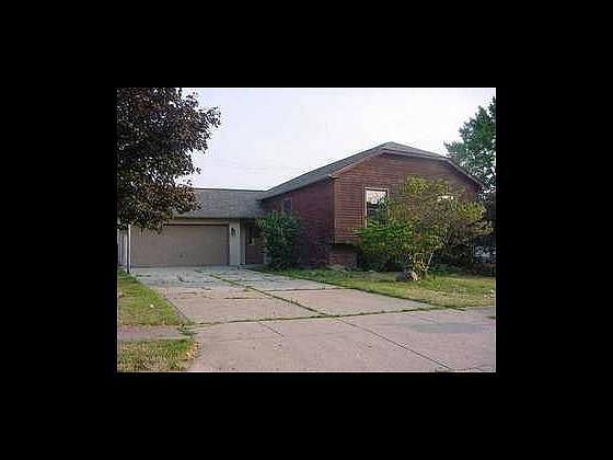 2nd image of 8001 Goldsmith Dr