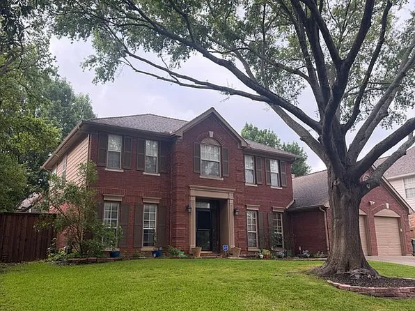 1086 Woodbriar Dr, Grapevine, TX 76051