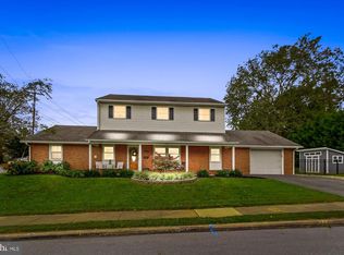 180 Arnold Ln, York, PA 17406