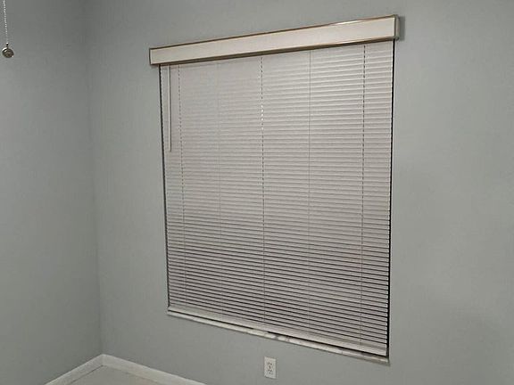 3rd image of 2335 SW 22nd Ave #1030