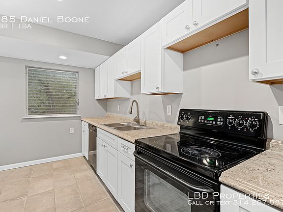 5th image of 685 Daniel Boone Dr