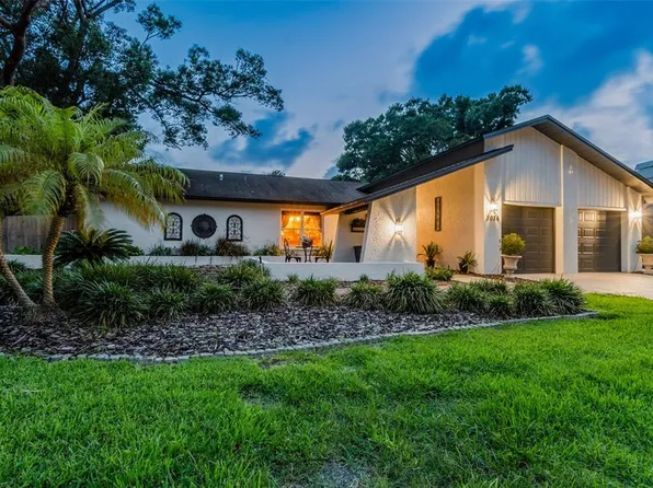 3034 Enisglen Dr, Palm Harbor, FL 34683