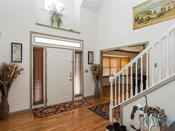 4th image of 546 Dewitt St