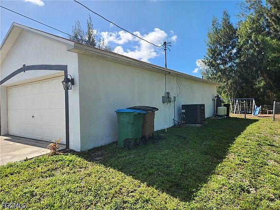 3rd image of 2508 NW 12th St