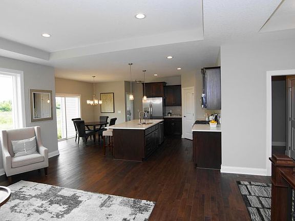 3rd image of 13386 Caffrey Ave