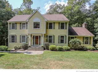 615 Patriot Rd, Southbury, CT 06488