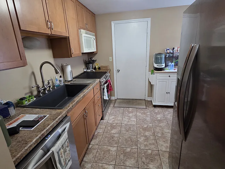 8188 Honeysuckle Dr — Photo 8