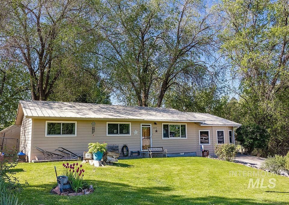 1st image of 2278 Terrace Dr