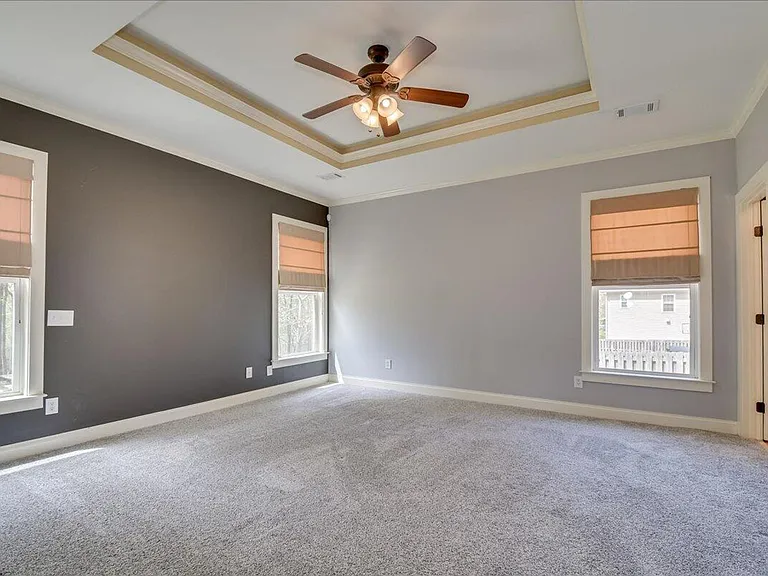 208 Havelock Dr — Photo 16