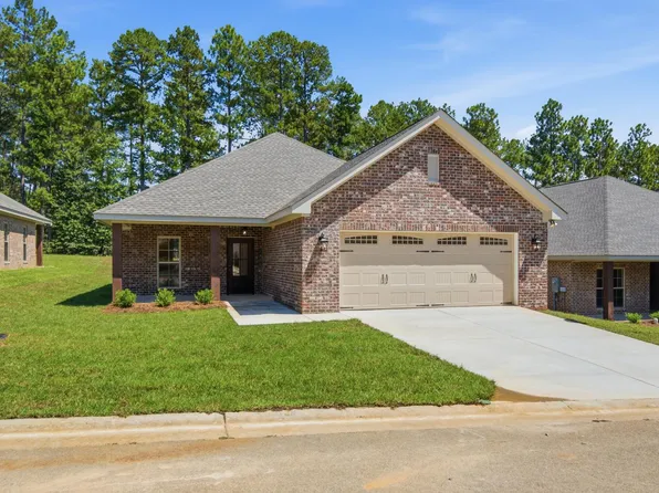 57 Harmony Ln, Hattiesburg, MS 39402