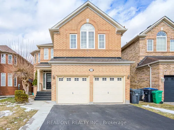 3696 Waterfall Cres, Mississauga, ON L5N 8G8