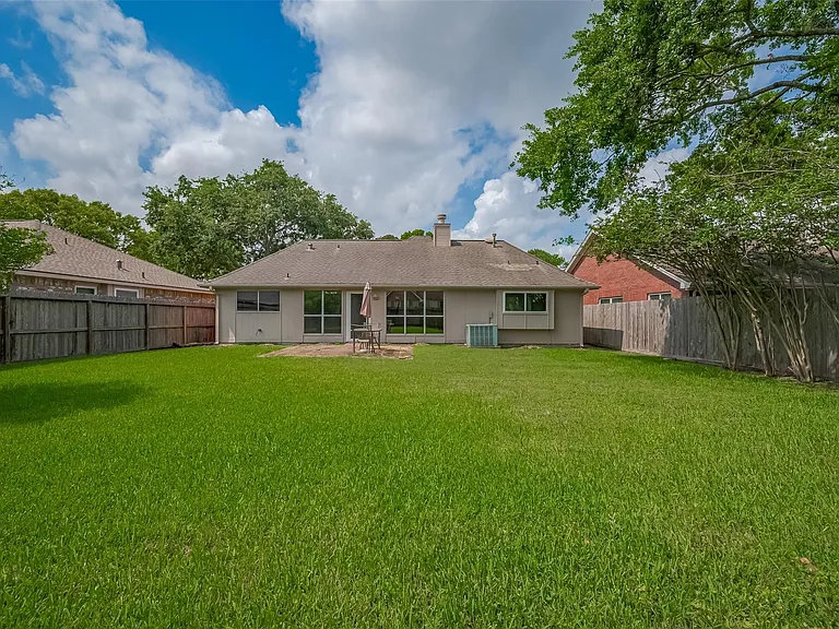 3007 Cloverdale Dr — Photo 20