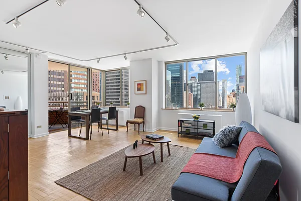 Sold by Compass | media 1