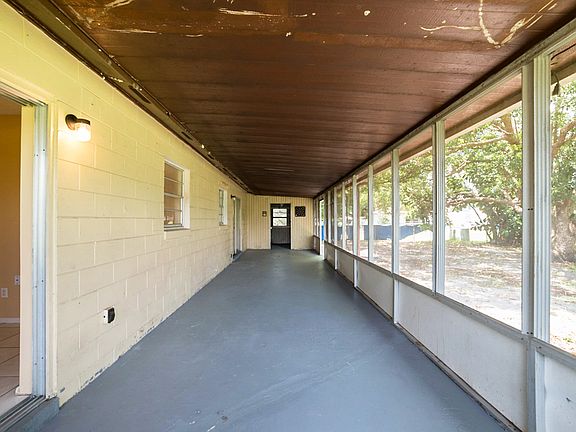 4th image of 132 Mante Dr