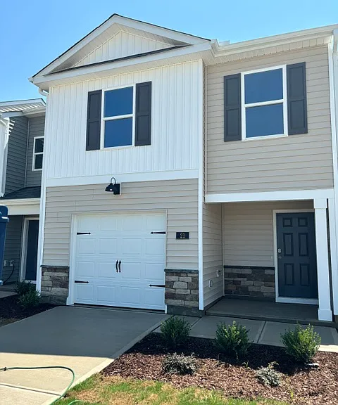 21 Bee Garden Ct #1 — Photo 1