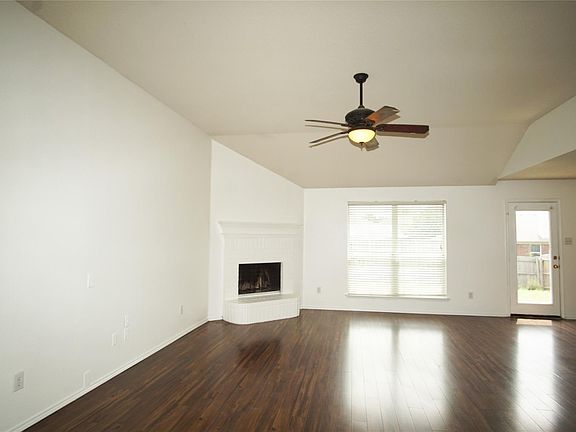 2nd image of 506 White Swan Dr