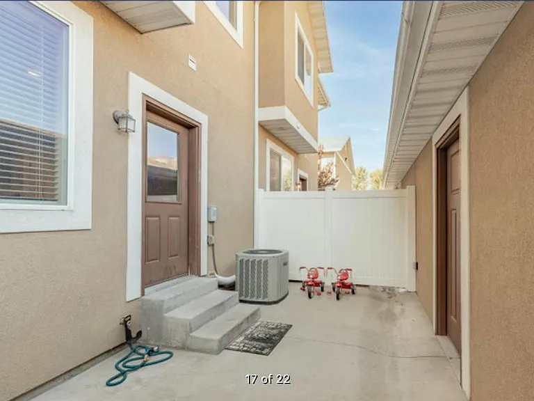 255 W 2700 N #15 — Photo 16